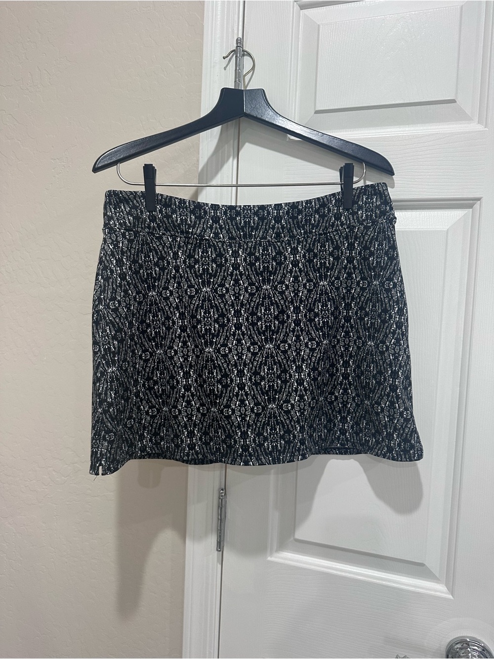 Tranquility Black Patterned Women’s Skirt w/shorts